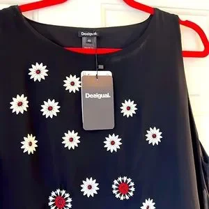 Robe Desigual Modèle SHUIN Taille 46 - Neuf Avec étiquettes, Jamais Porté